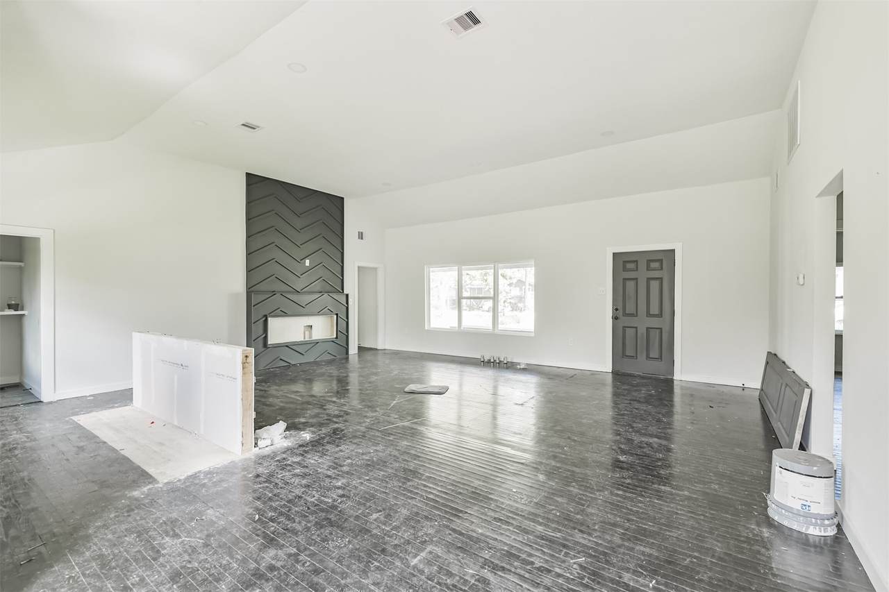 209 Leago Street - Photo 1