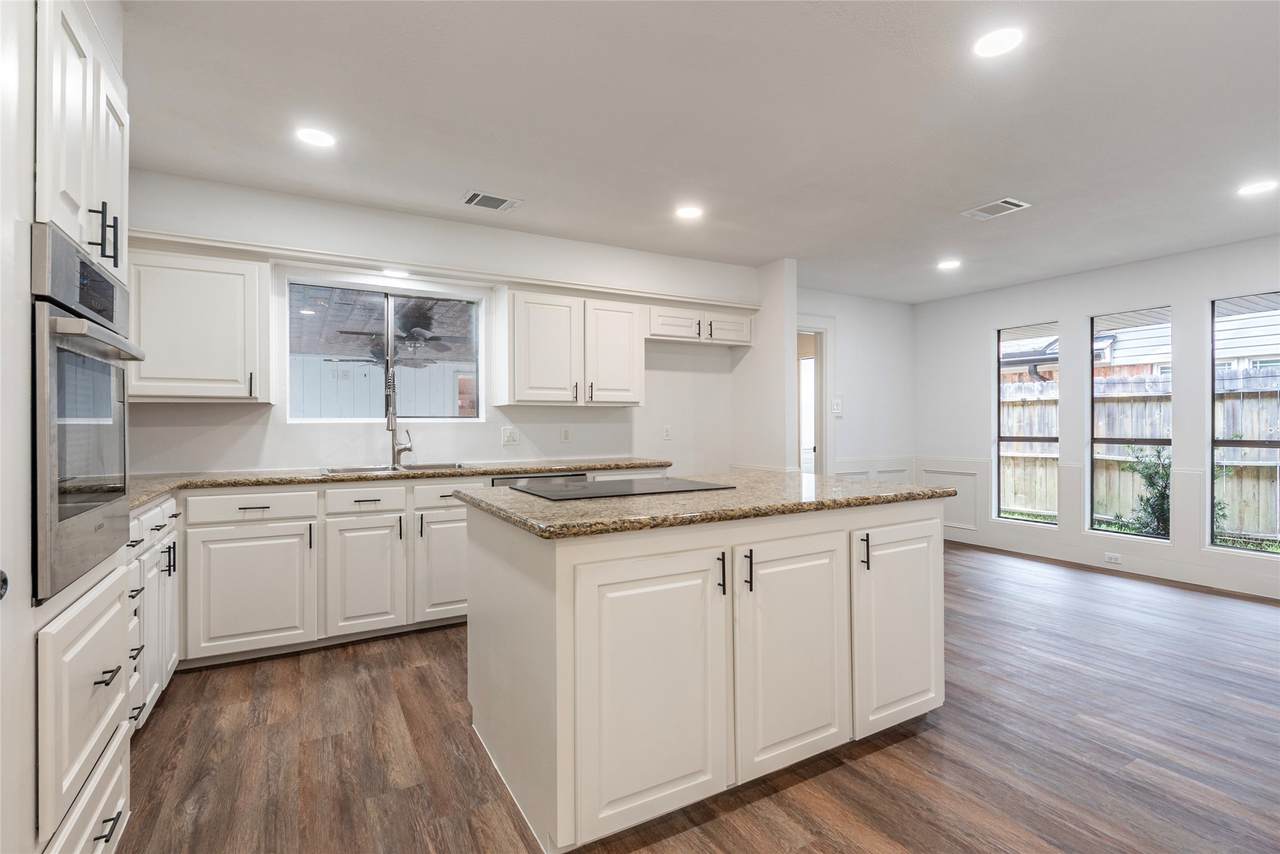 2326 Walnut Court - Photo 1