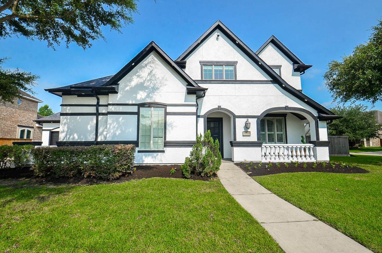 11215 Saronno Drive - Photo 1
