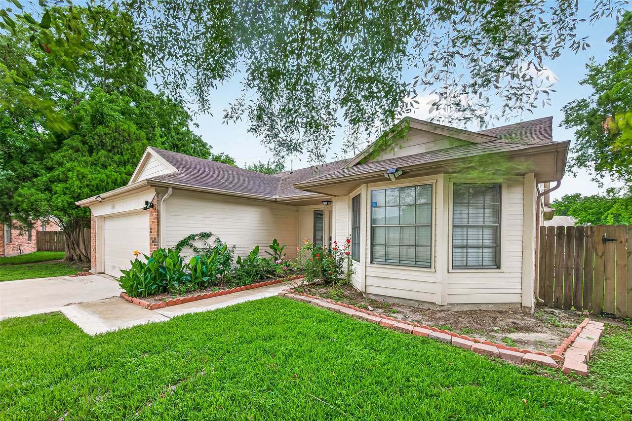 13318 Ascot Glen Lane - Photo 1