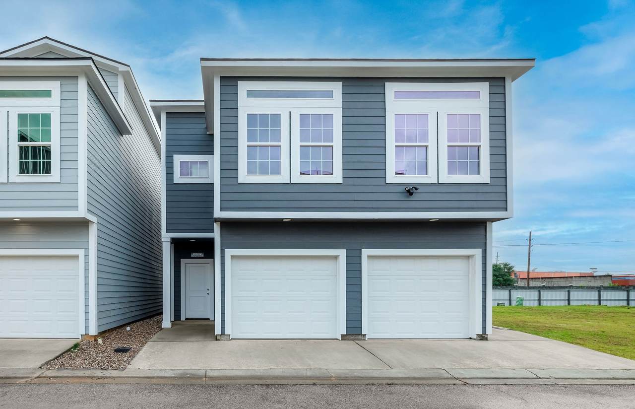 18832 Elegance Avenue - Photo 1