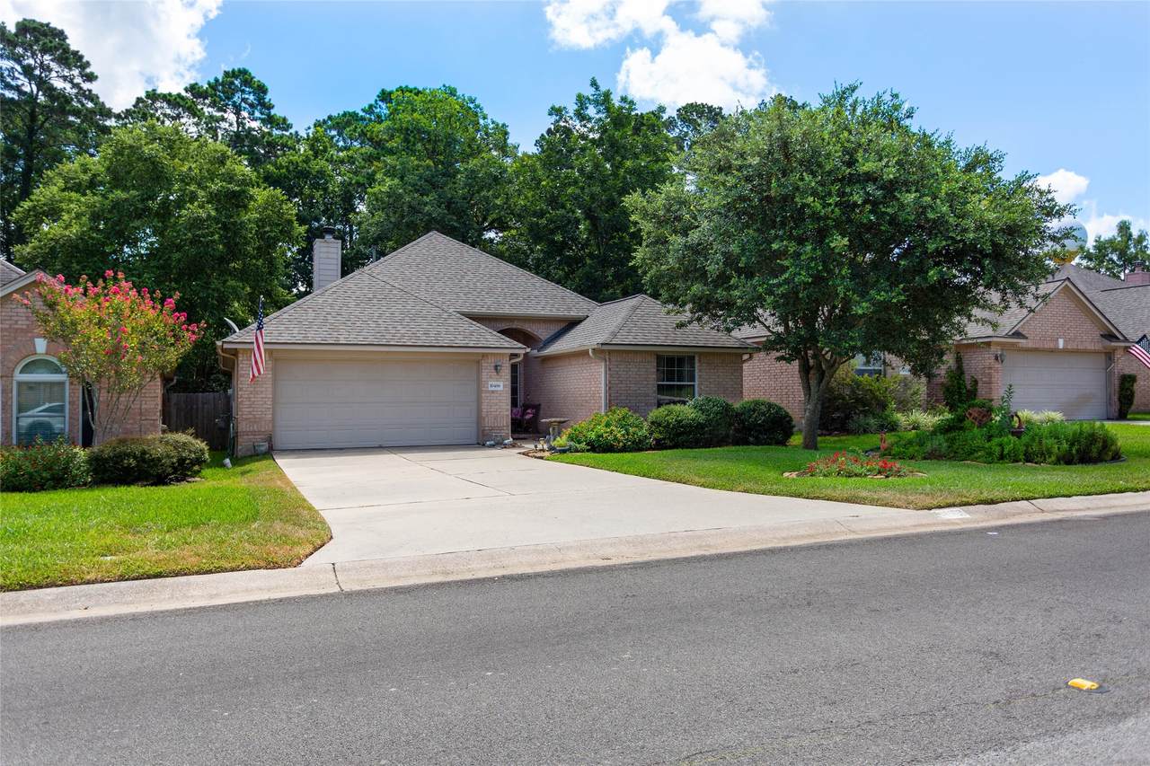 10486 Parkside Drive - Photo 1