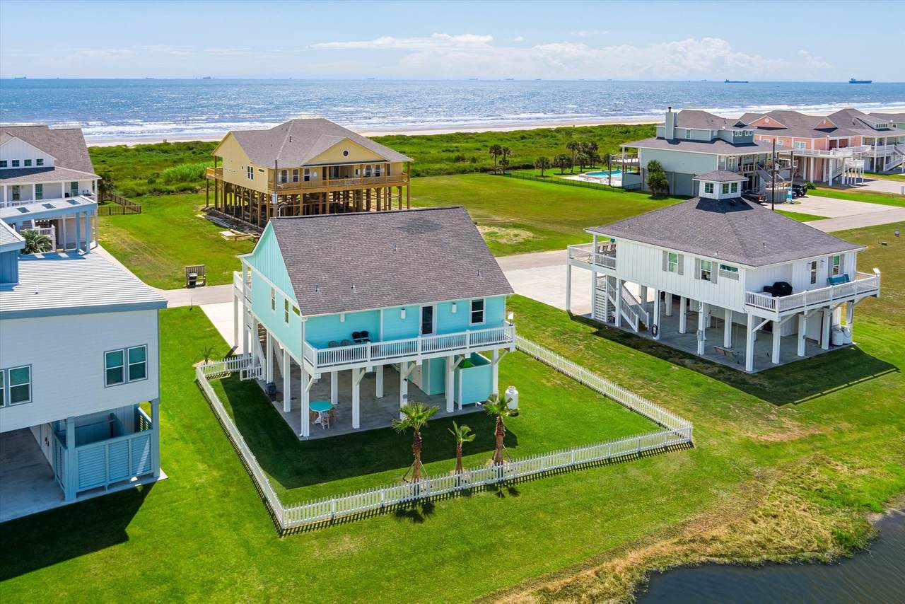 3837 Biscayne Beach Road - Photo 1