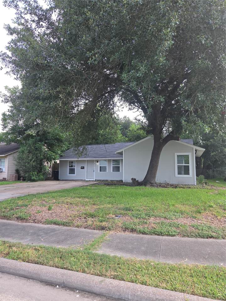 4931 Cosby Street - Photo 1