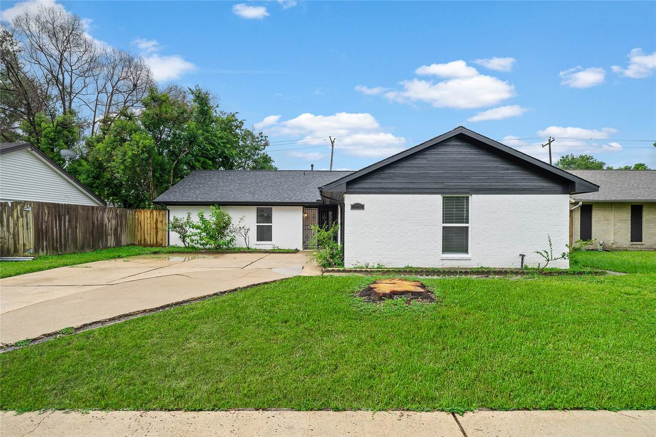 5703 De Milo Drive - Photo 1