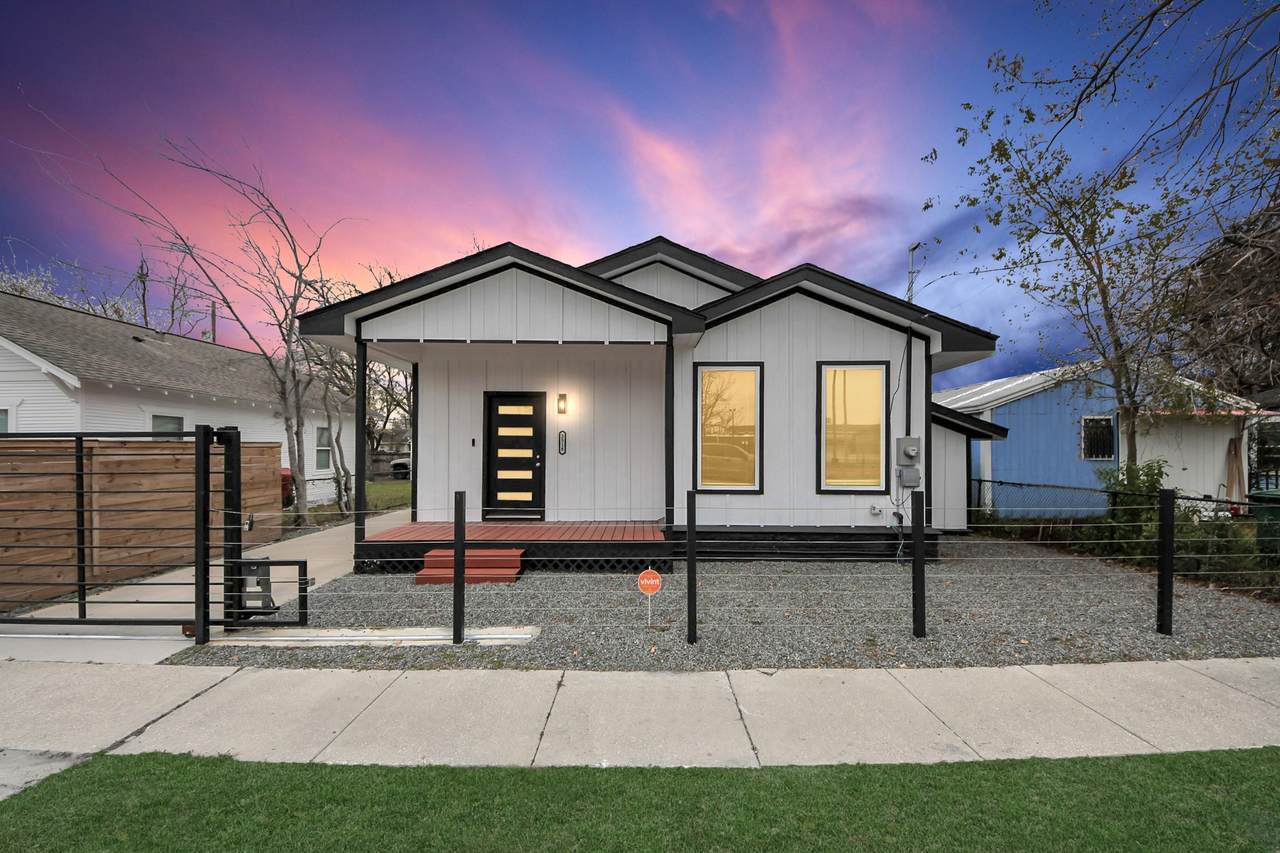 2518 Cochran Street - Photo 1