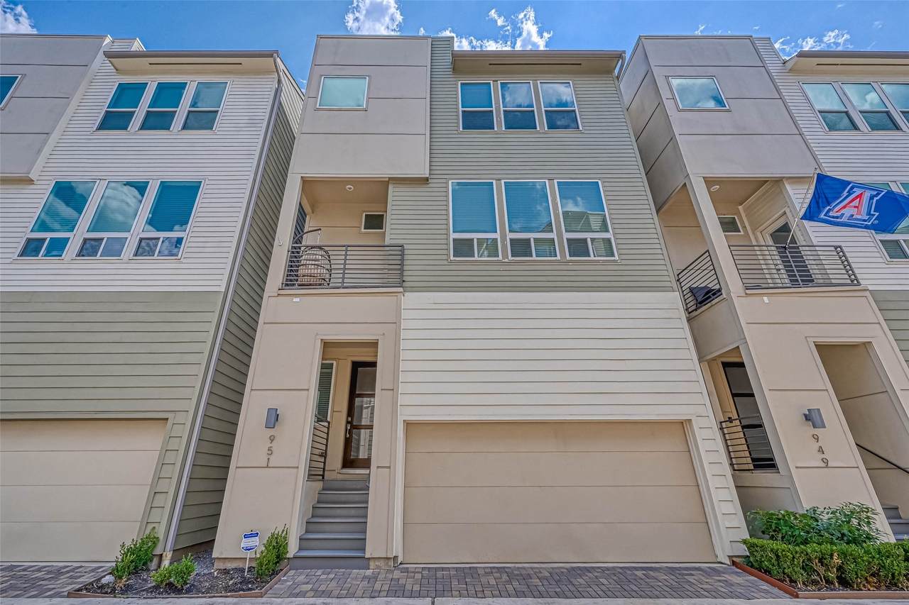 951 17th Street - Photo 1