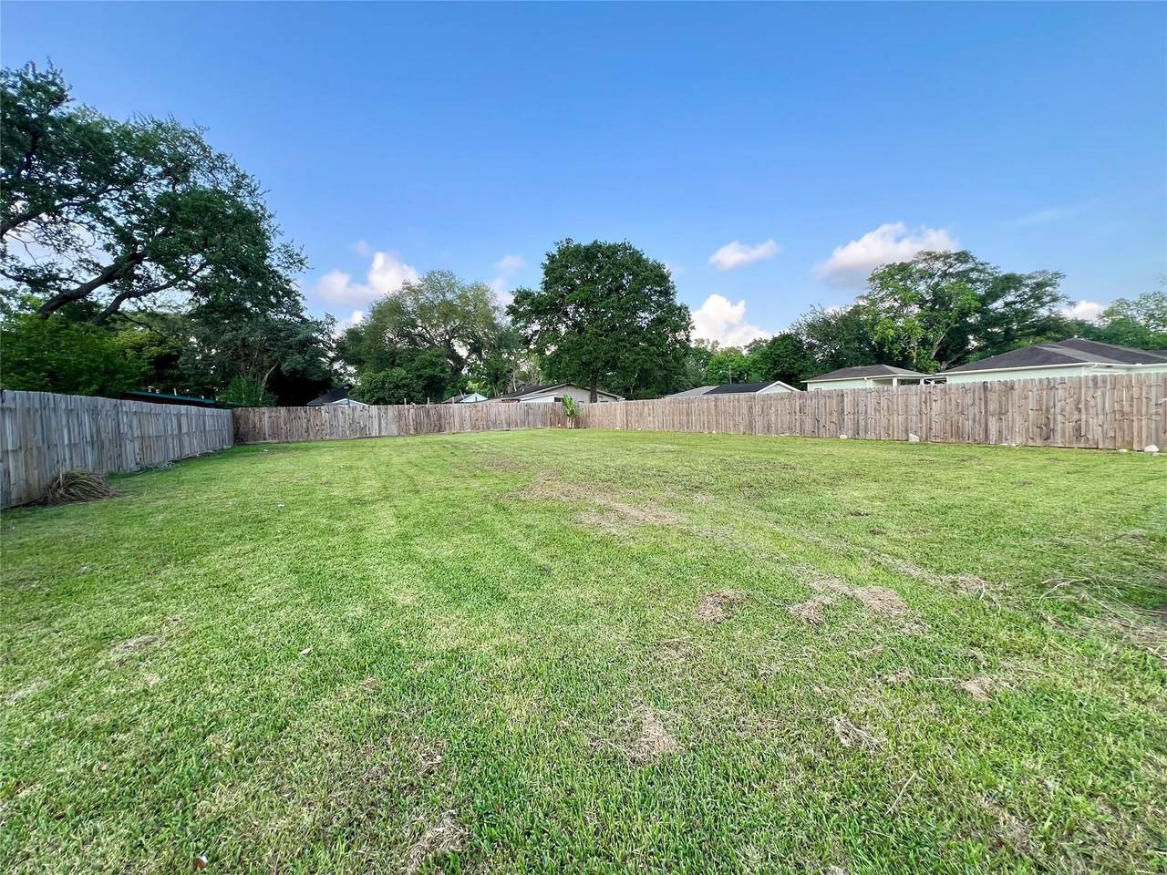 506 Georgia Avenue - Photo 1