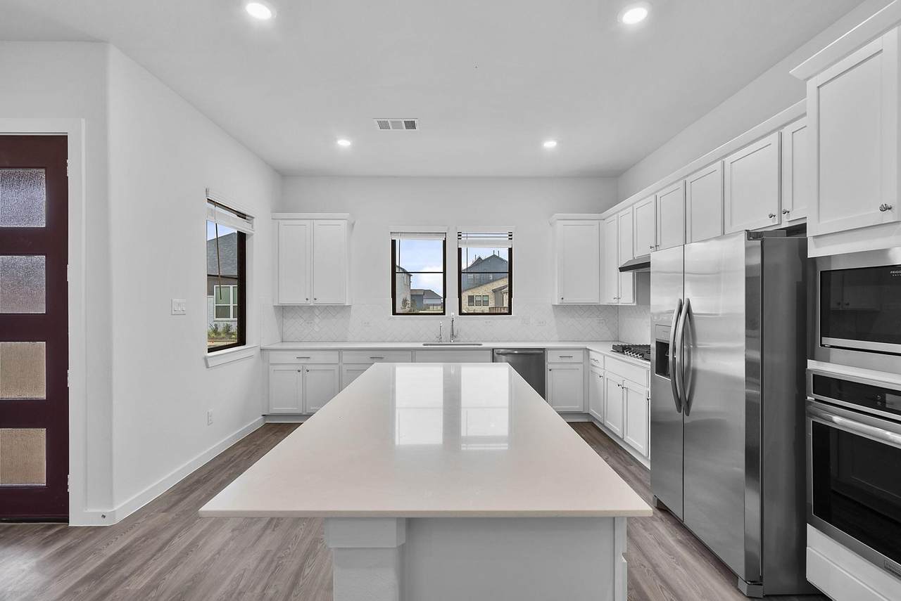3317 City Heart Avenue - Photo 1
