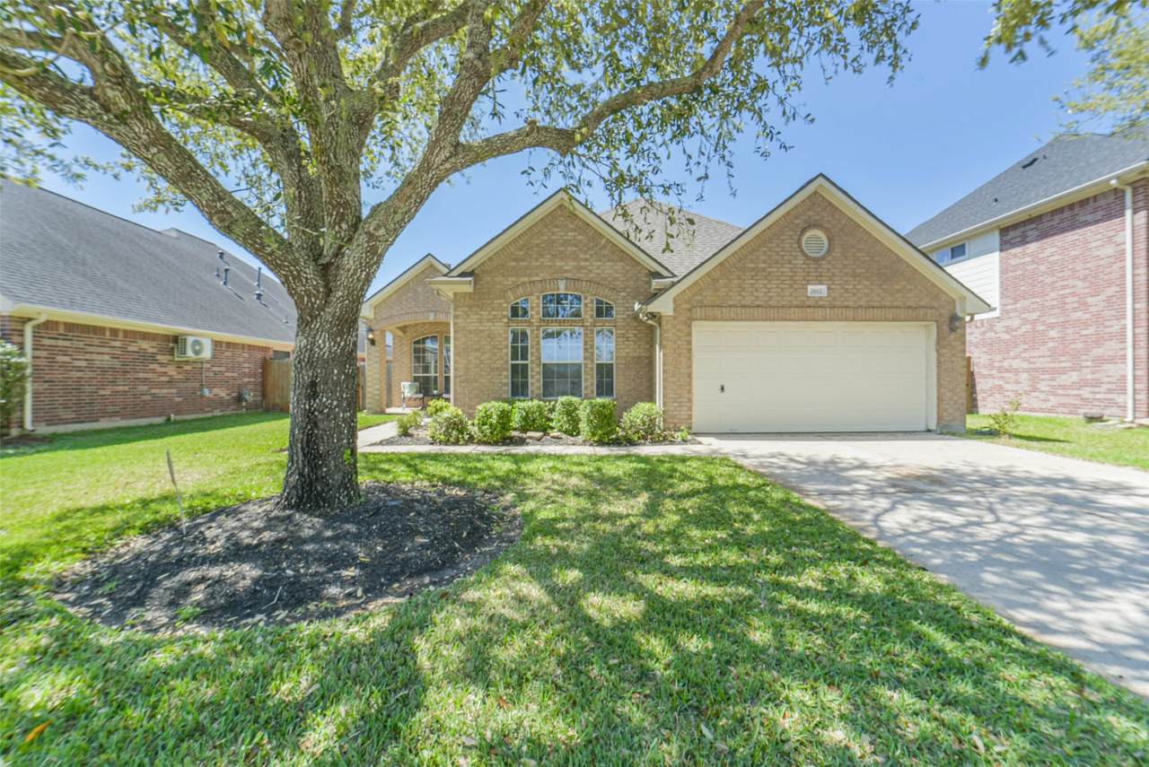 2612 Sun Flare Lane - Photo 1