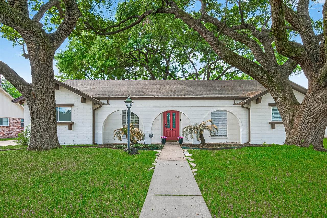 11507 Barwood Bend Drive - Photo 1