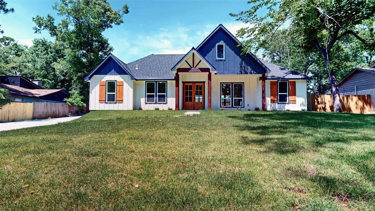 462 Carriage Trail - Photo 1