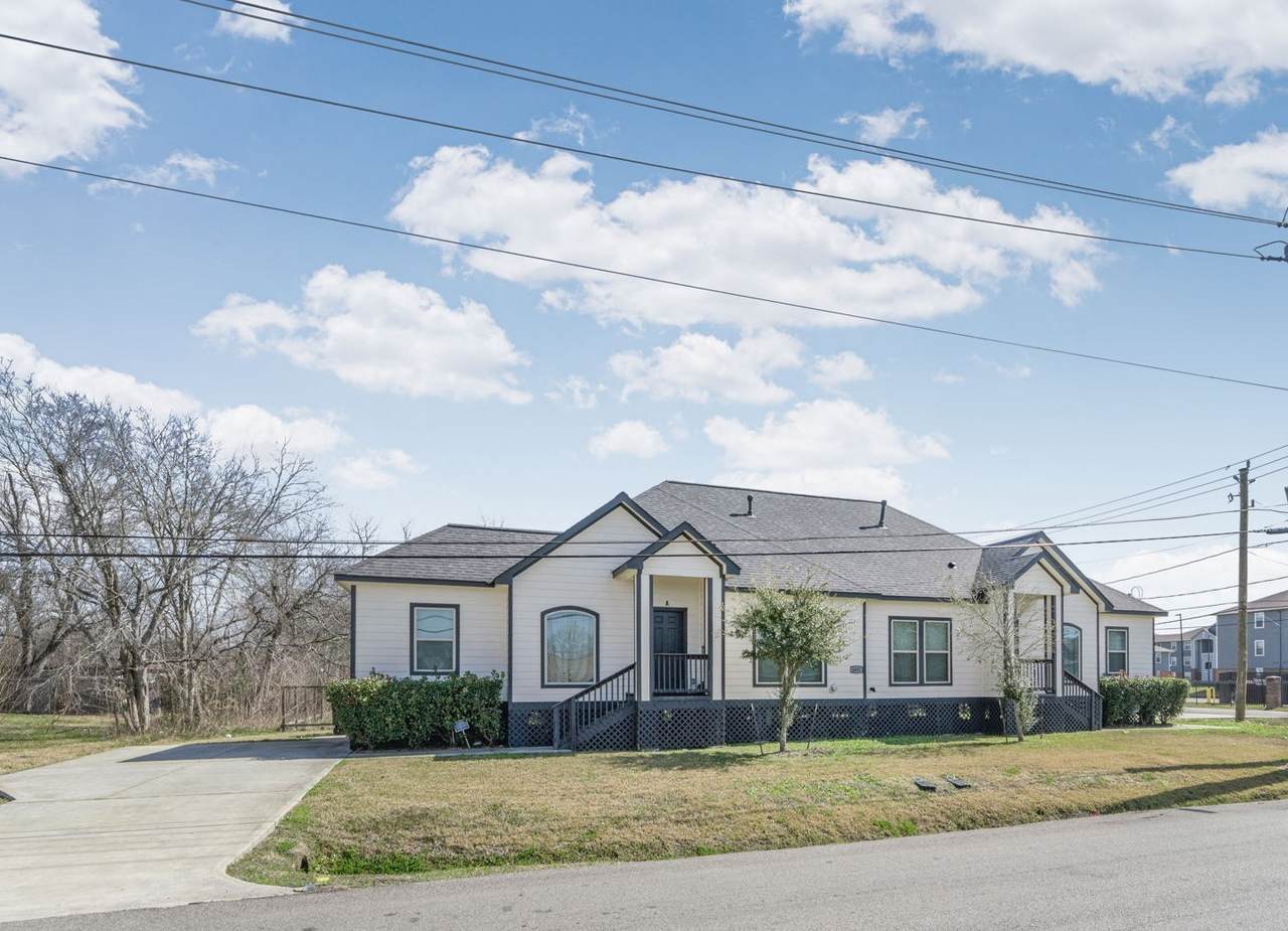 4801 Wenda Street - Photo 1