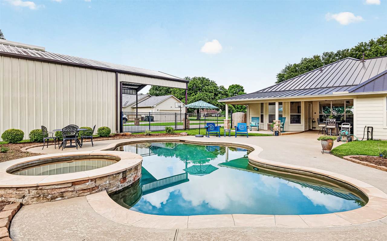 3326 River Bend Drive - Photo 1