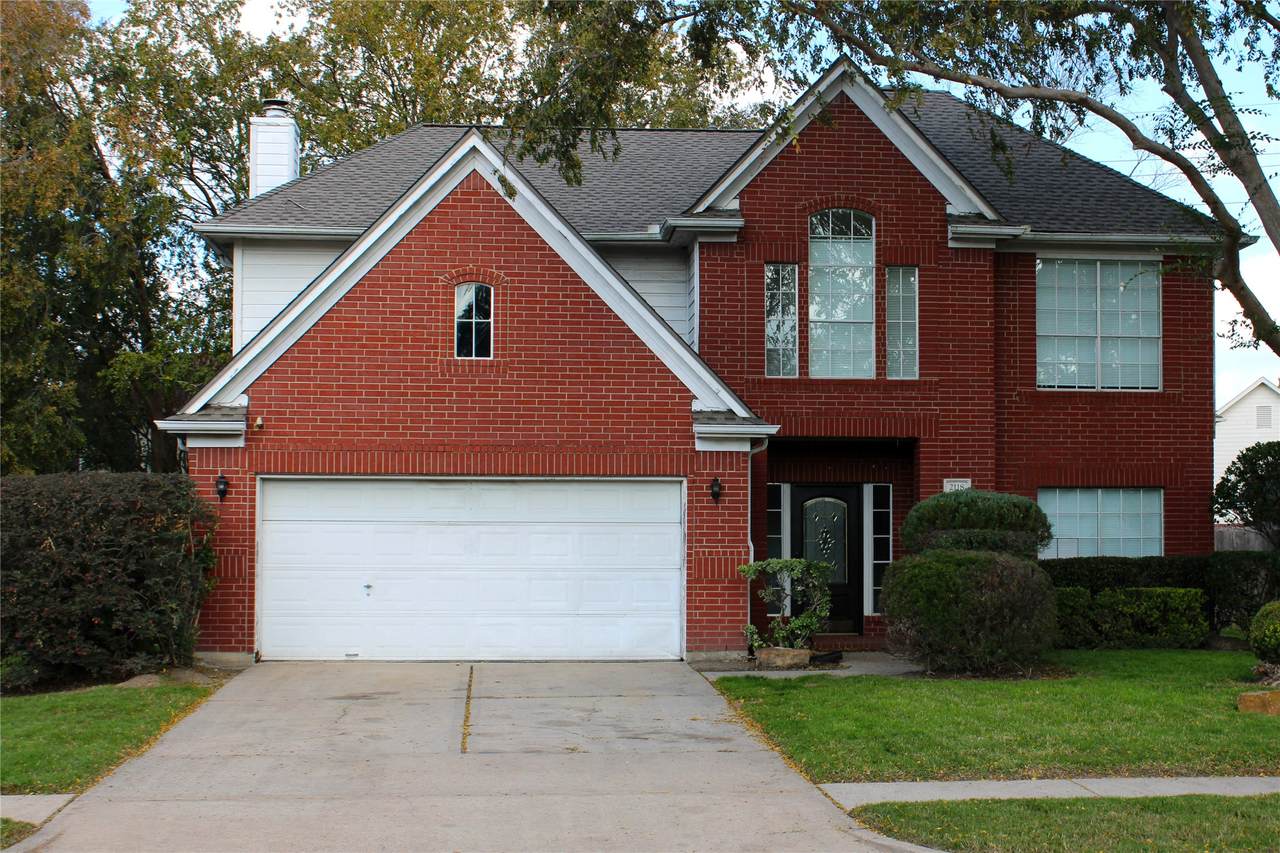 2118 Laurel Oaks Drive - Photo 1