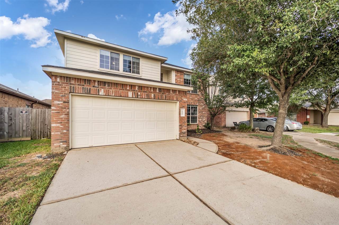6131 Wilcox Point Drive - Photo 1