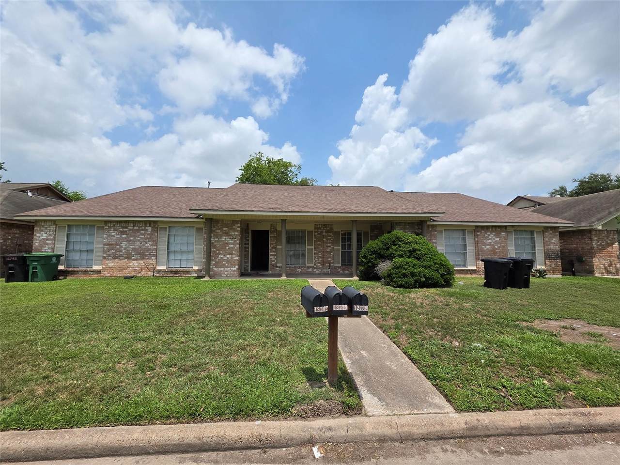 12738 Shannon Hills Drive - Photo 1