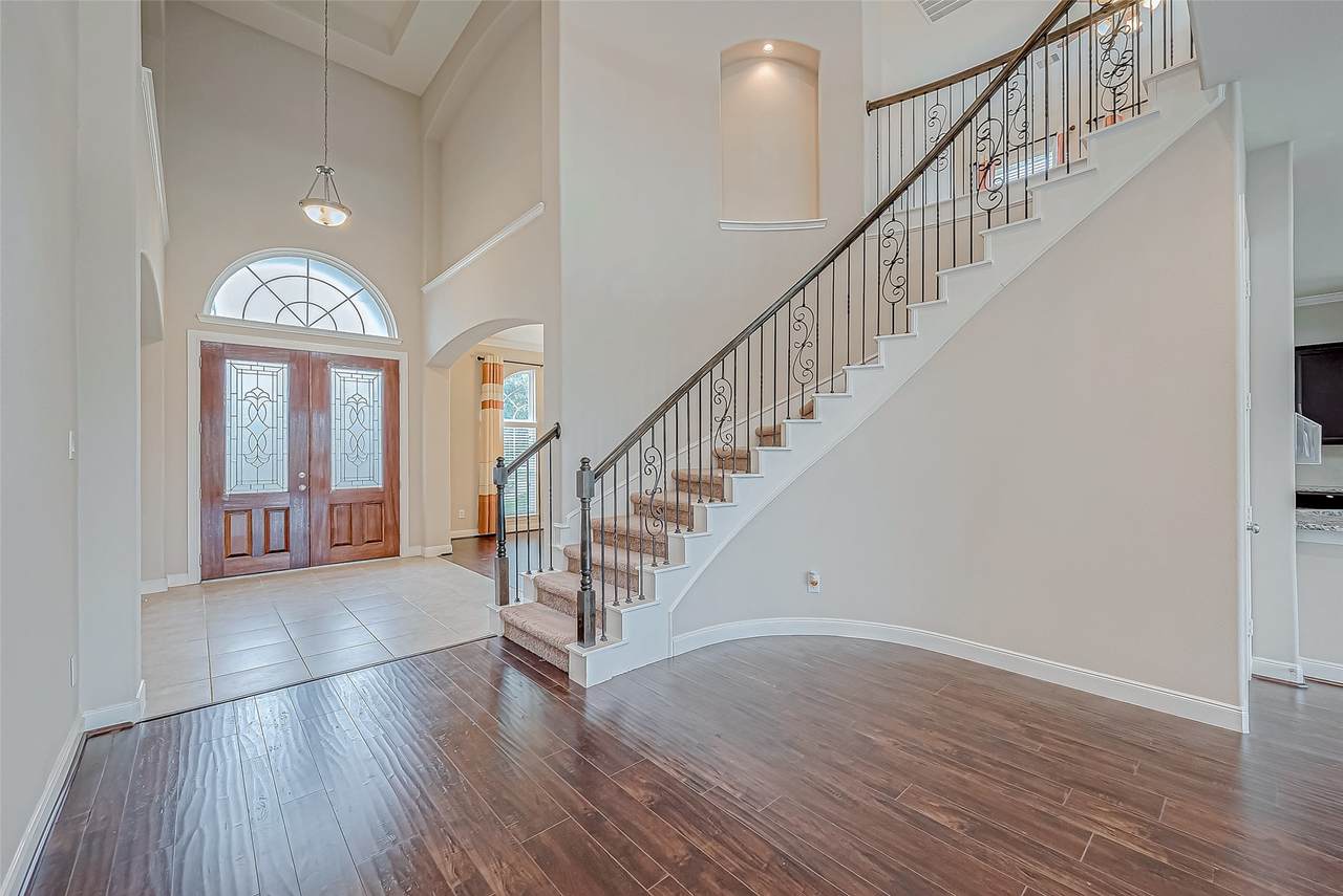 25719 Oakwood Knoll Drive - Photo 1