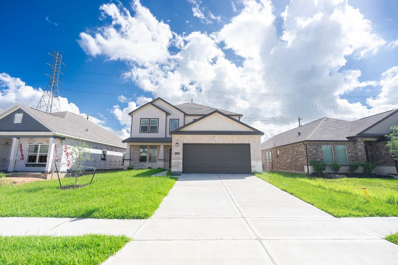 3502 Windmill Palm - Photo 1