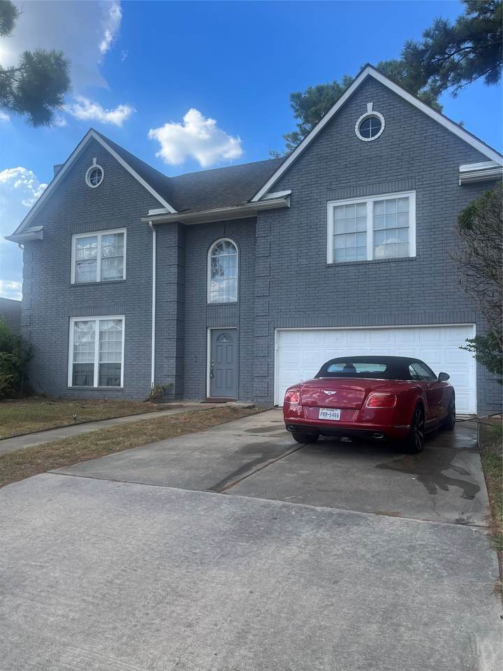 5014 Kleinbrook Drive - Photo 1