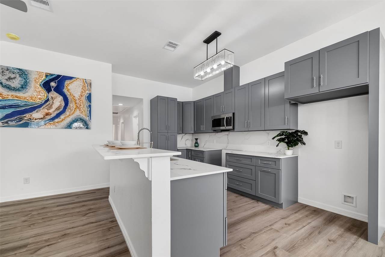 7725 Hoffman Street - Photo 1