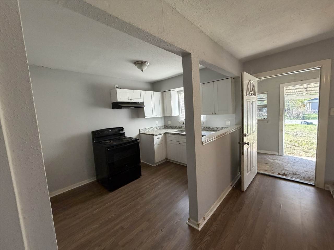 2409 Hodges Street - Photo 1