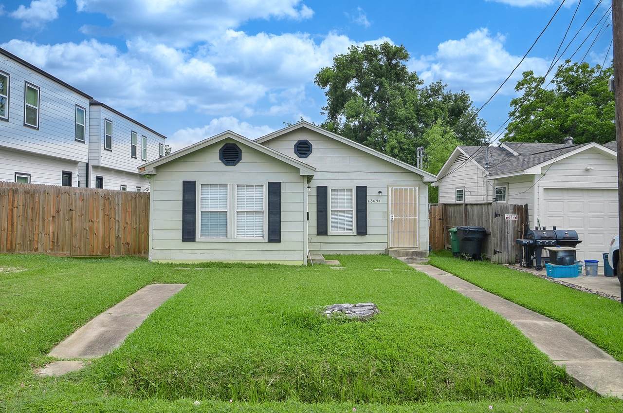4605 Galesburg Street - Photo 1