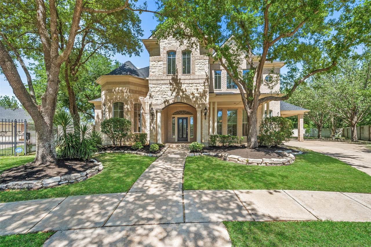 13914 Panola Pointe - Photo 1