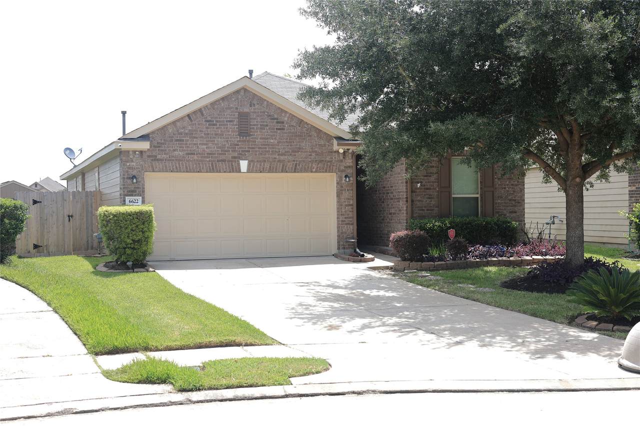 6622 Summer Spruce Court - Photo 1
