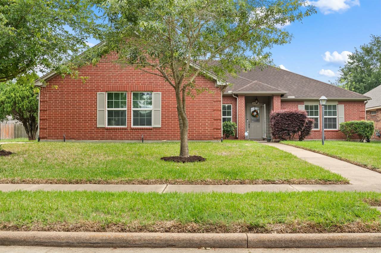 21055 Northern Colony Court - Photo 1