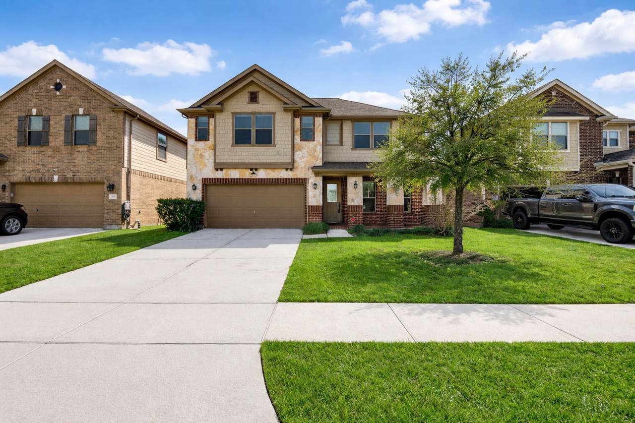 26311 Parkman Grove Drive - Photo 1