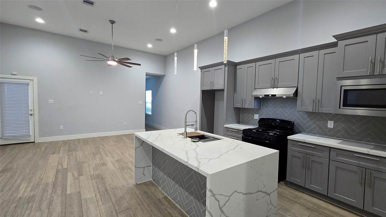 10017 Morocco Road - Photo 1