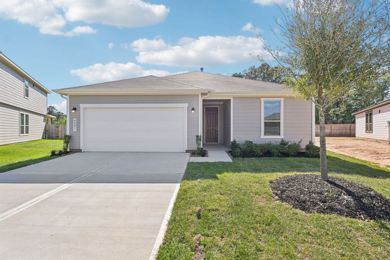 4801 Seven Oaks Lane - Photo 1