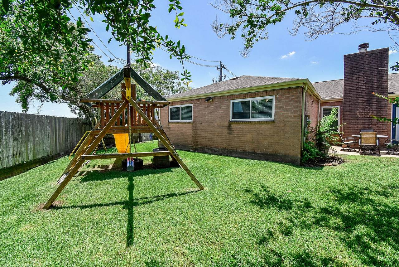 2947 Highland Lakes Drive - Photo 1
