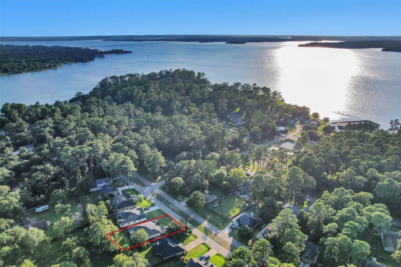 15714 Corinthian Way - Photo 1