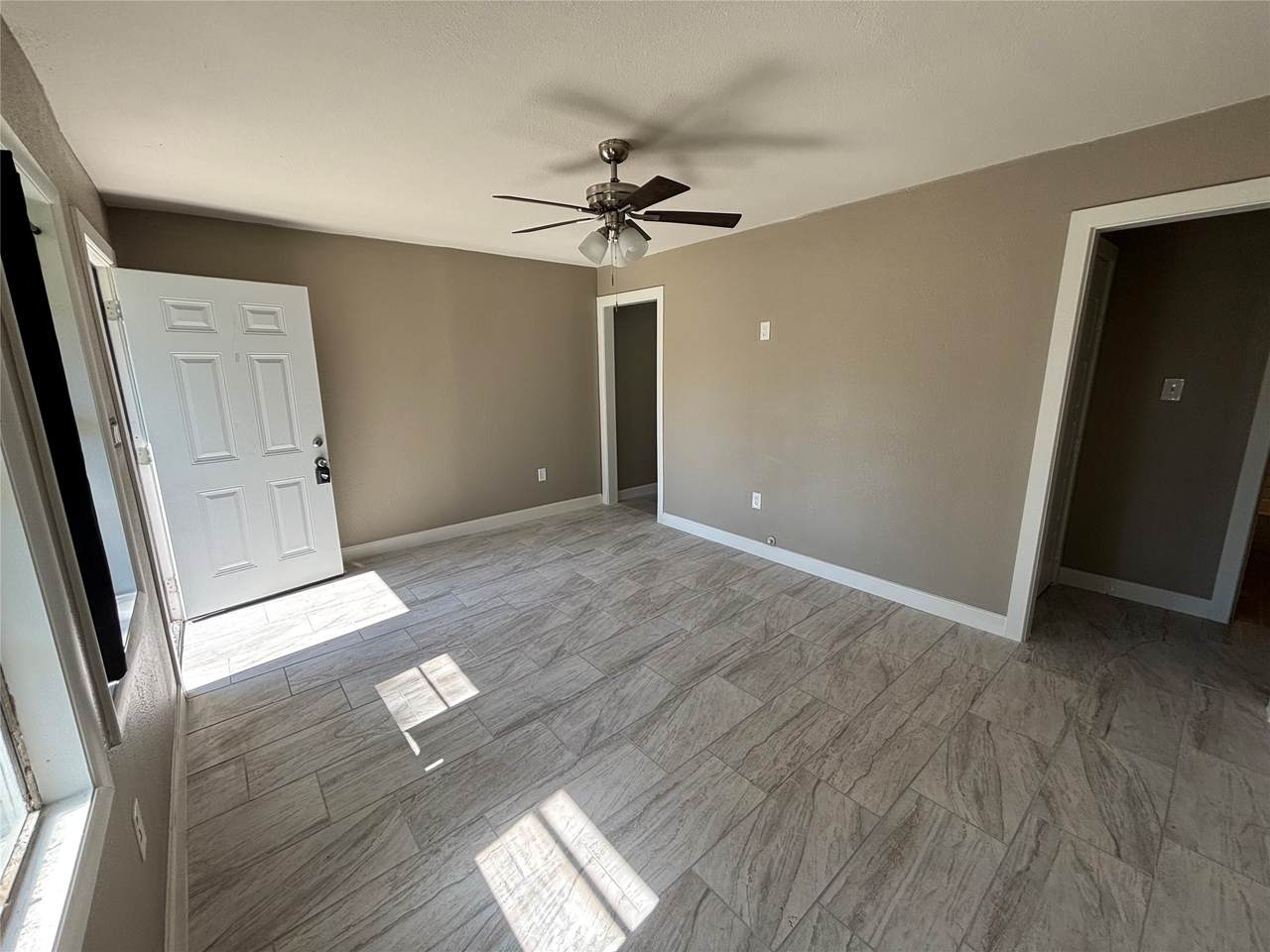 1503 Teanaway Lane - Photo 1