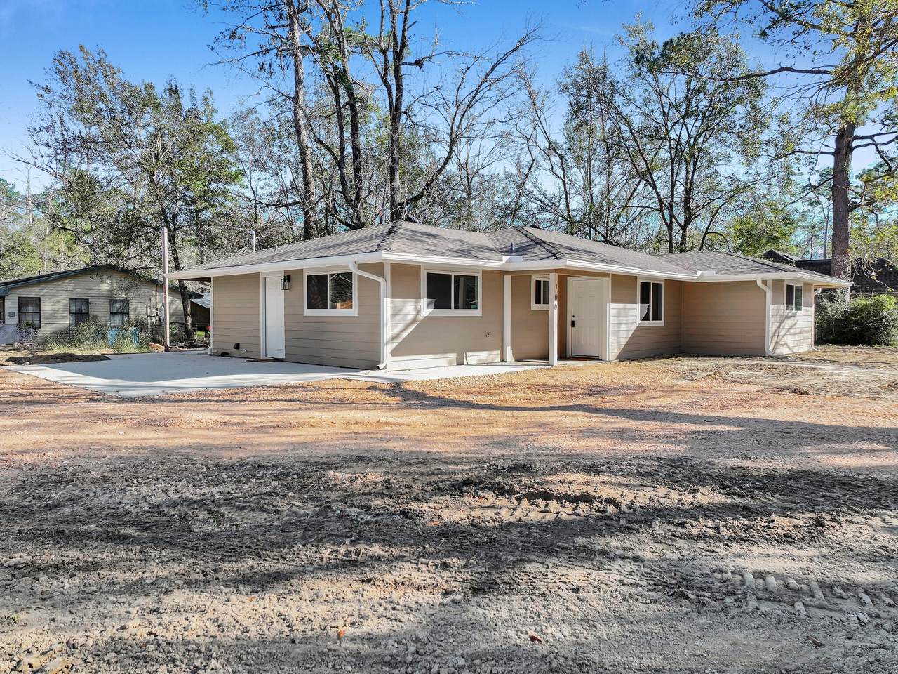 106 Cherry Drive - Photo 1