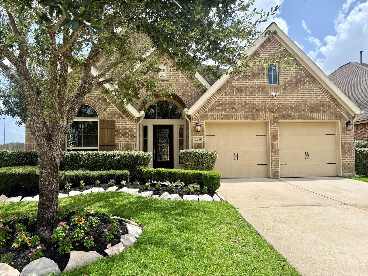 23103 Verona Vista Drive - Photo 1