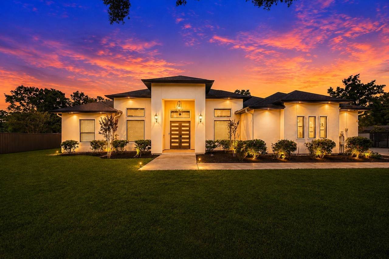 19338 Riverwalk Drive - Photo 1