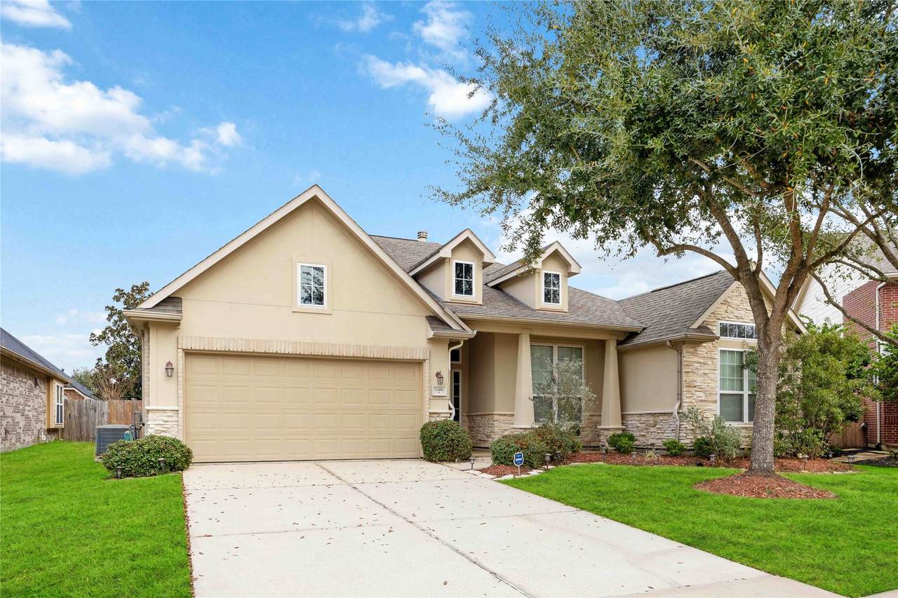 13201 Barons Cove Lane - Photo 1