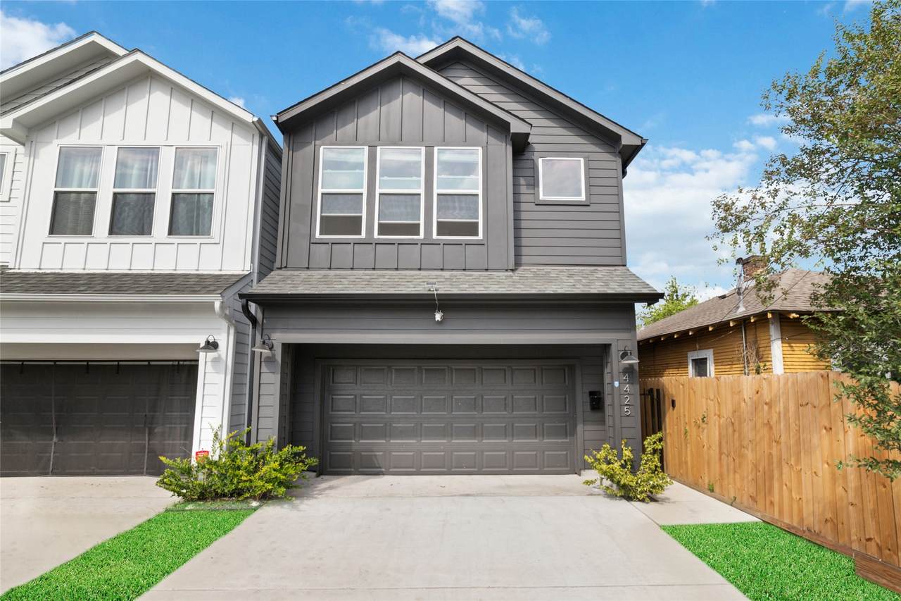 4425 Providence Street - Photo 1