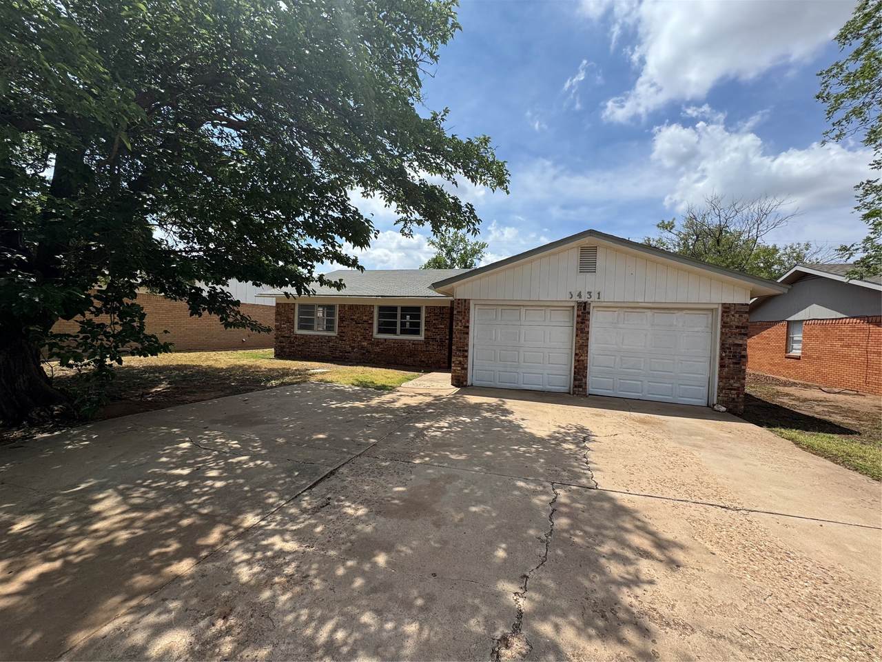 5431 45th Street - Photo 1