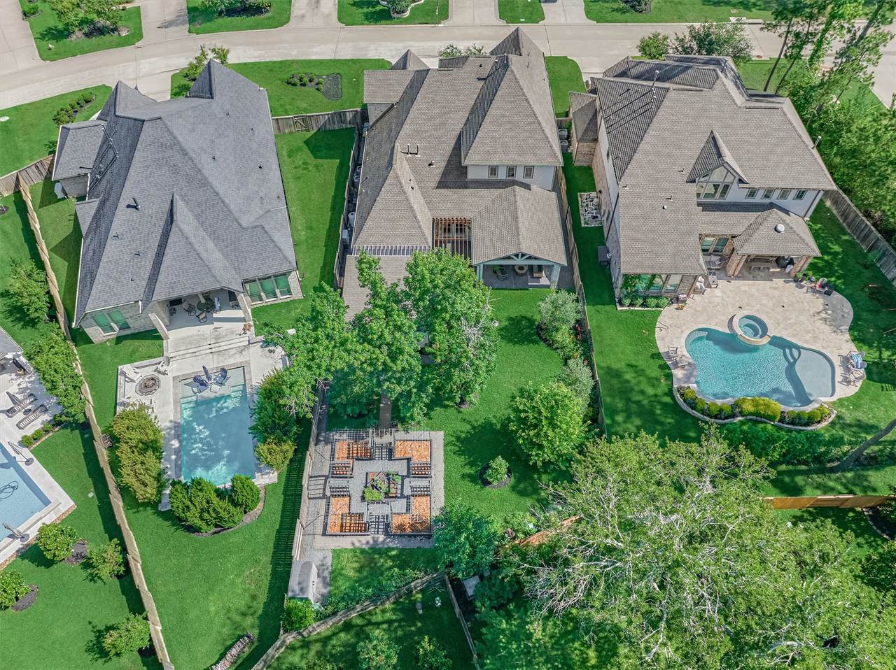 238 Bronze View Drive - Photo 1