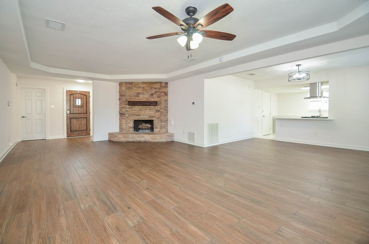 3722 Brier Gardens Drive - Photo 1