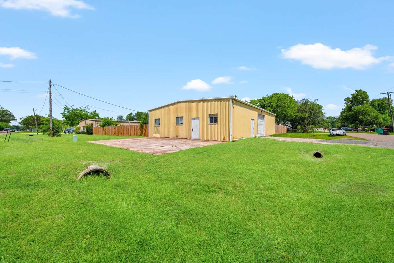516 Cedar Bayou Road - Photo 1