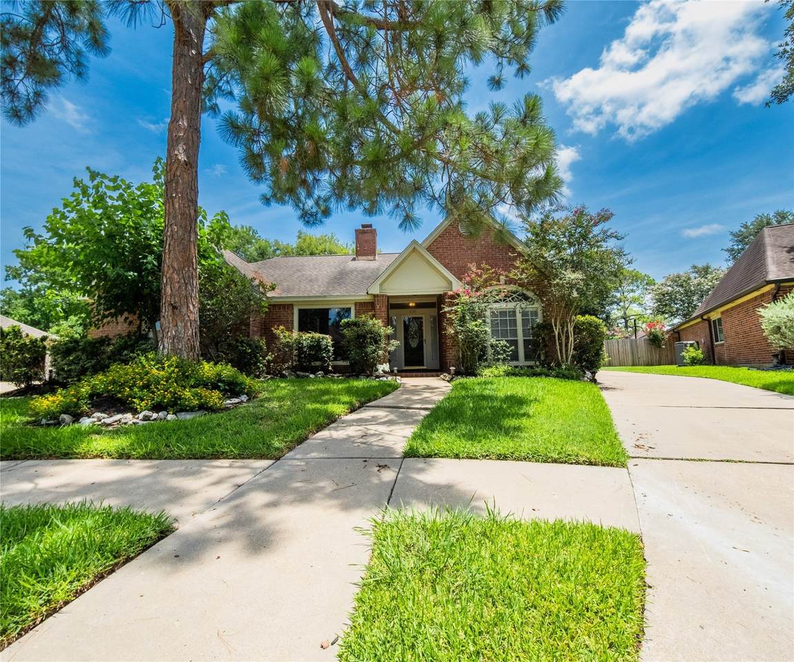 9107 Pine Stream Court - Photo 1