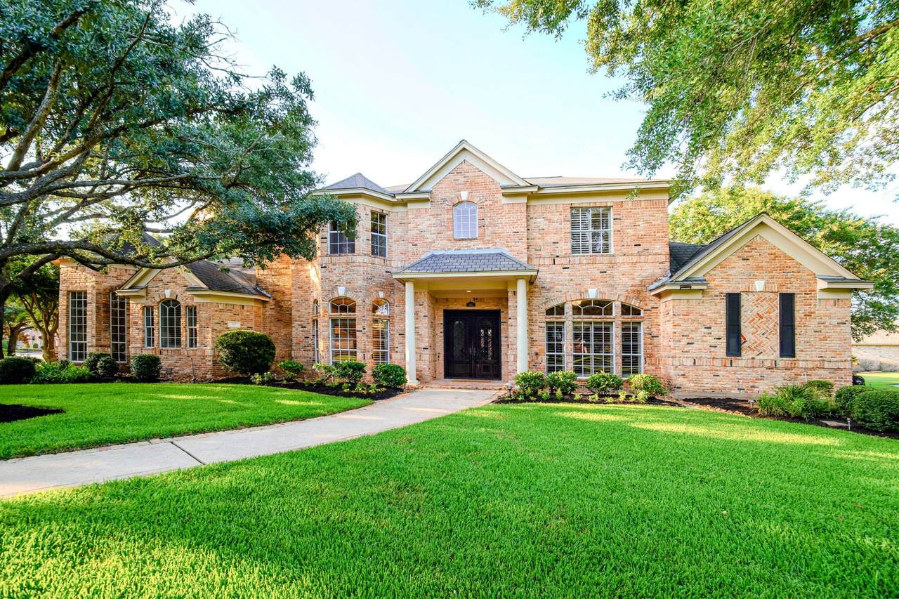 60 Champion Villa Drive - Photo 1