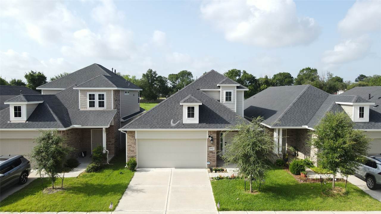 11822 Beachberry Drive - Photo 1