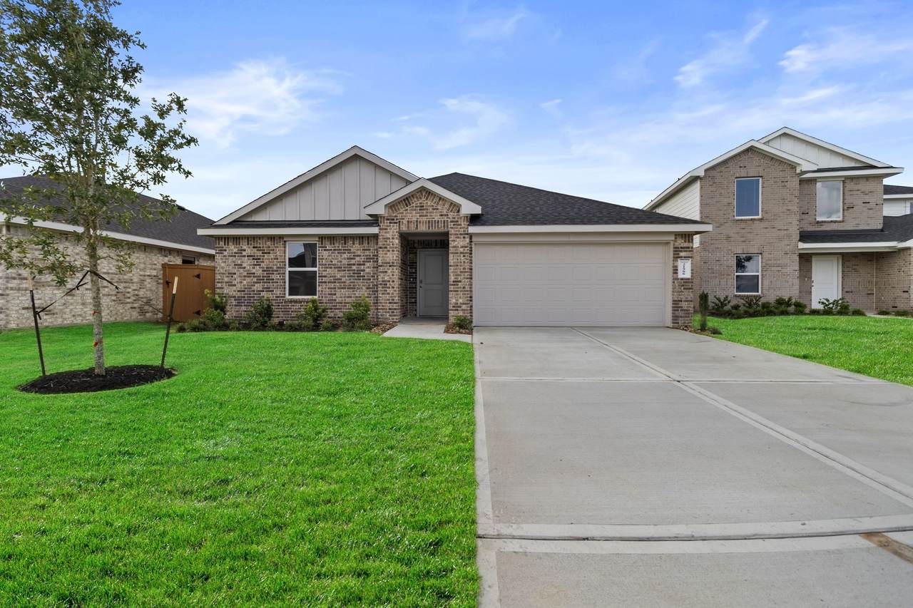 21906 Vernazza Bend Drive - Photo 1