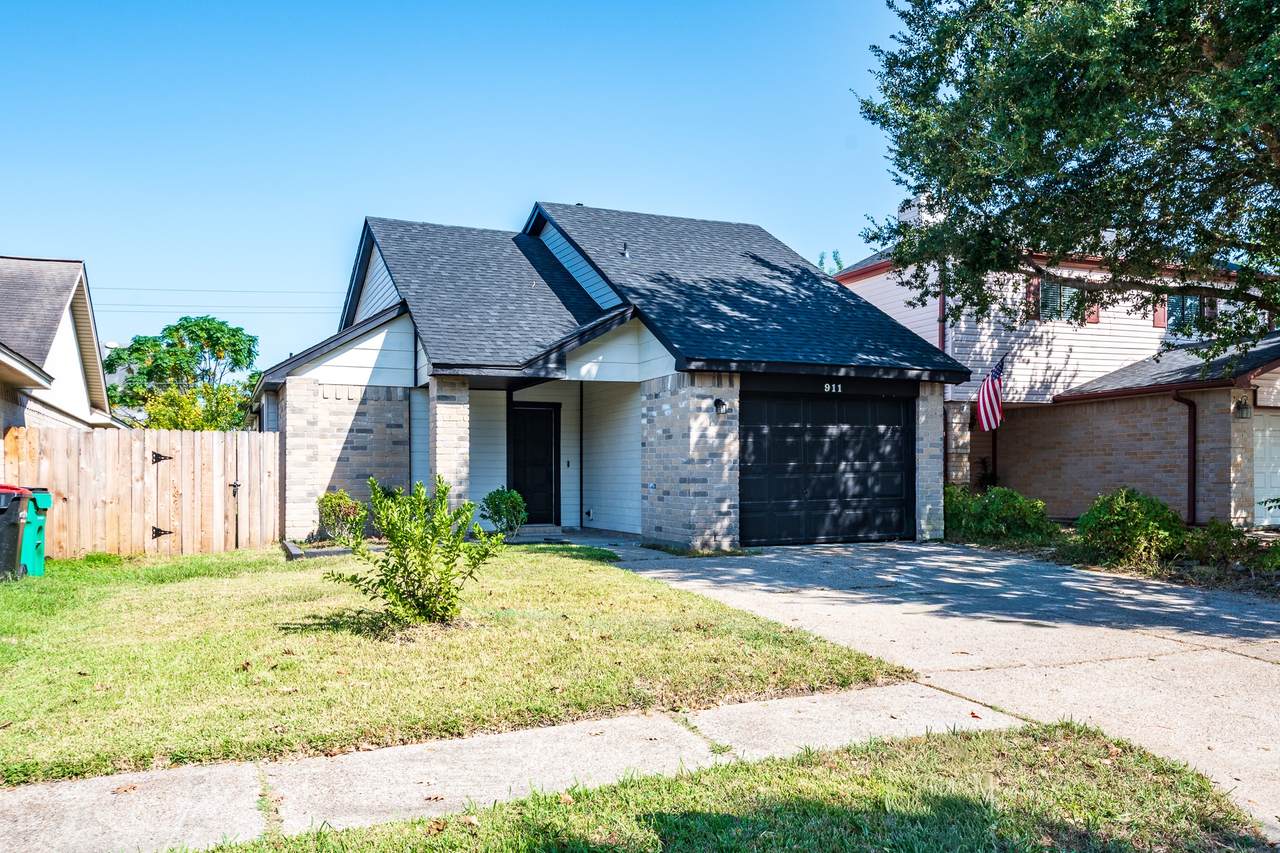 911 Briarcreek Drive - Photo 1